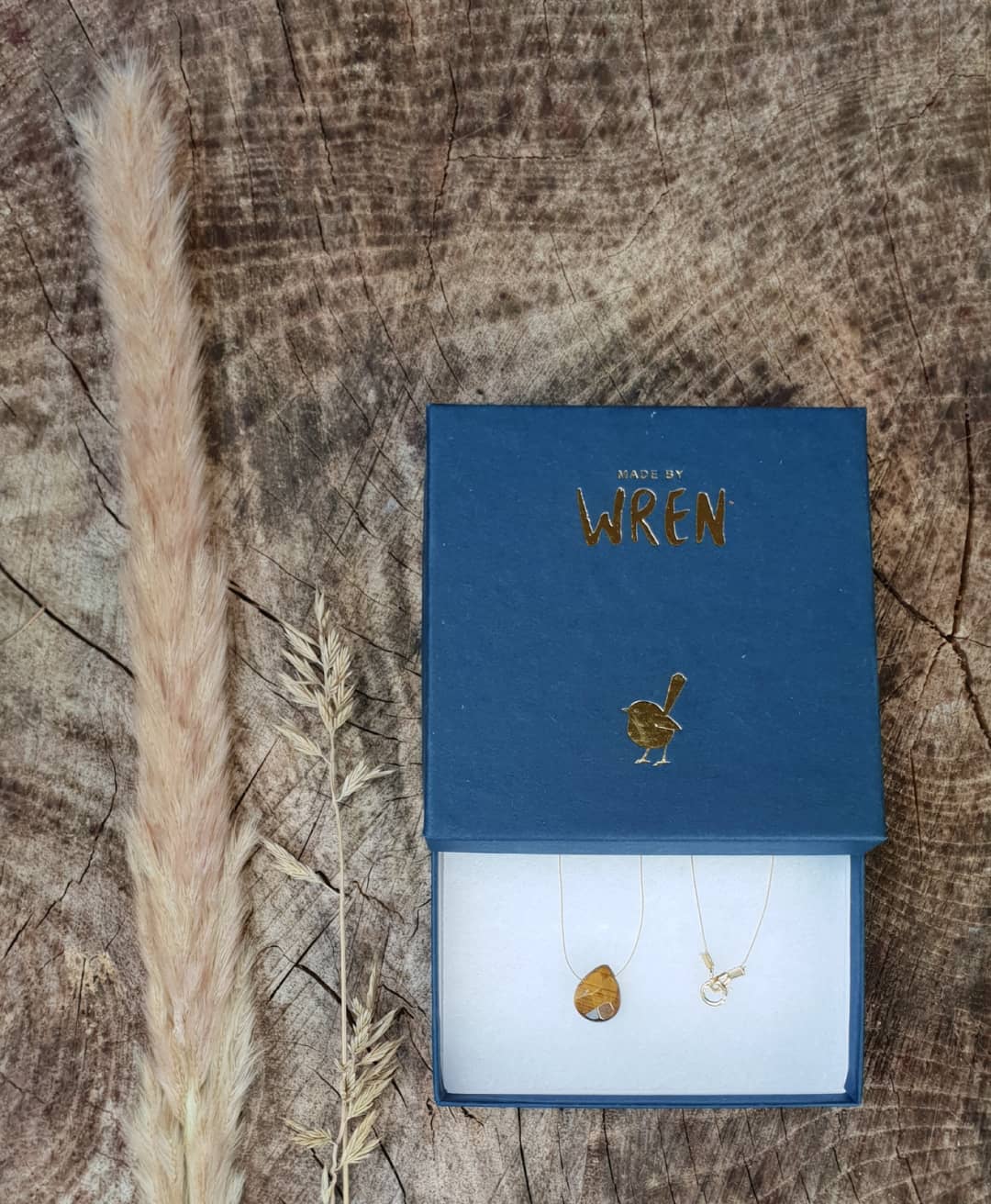 Tigers eye cord necklace